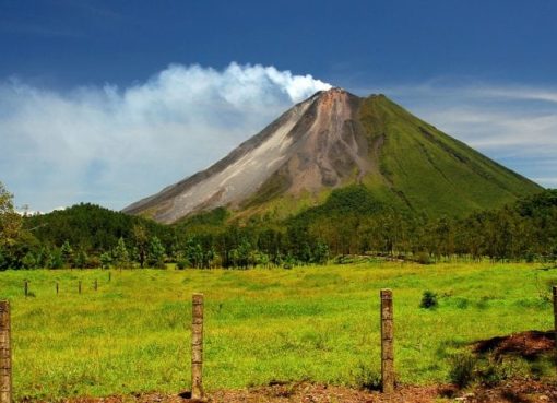 10 Best Places to Visit in Costa Rica Arenal Volcano